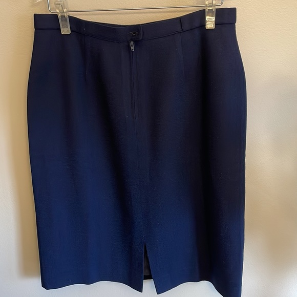 Dark Blue 100% Fine Merino Wool Skirt Made in USA. - Picture 5 of 11